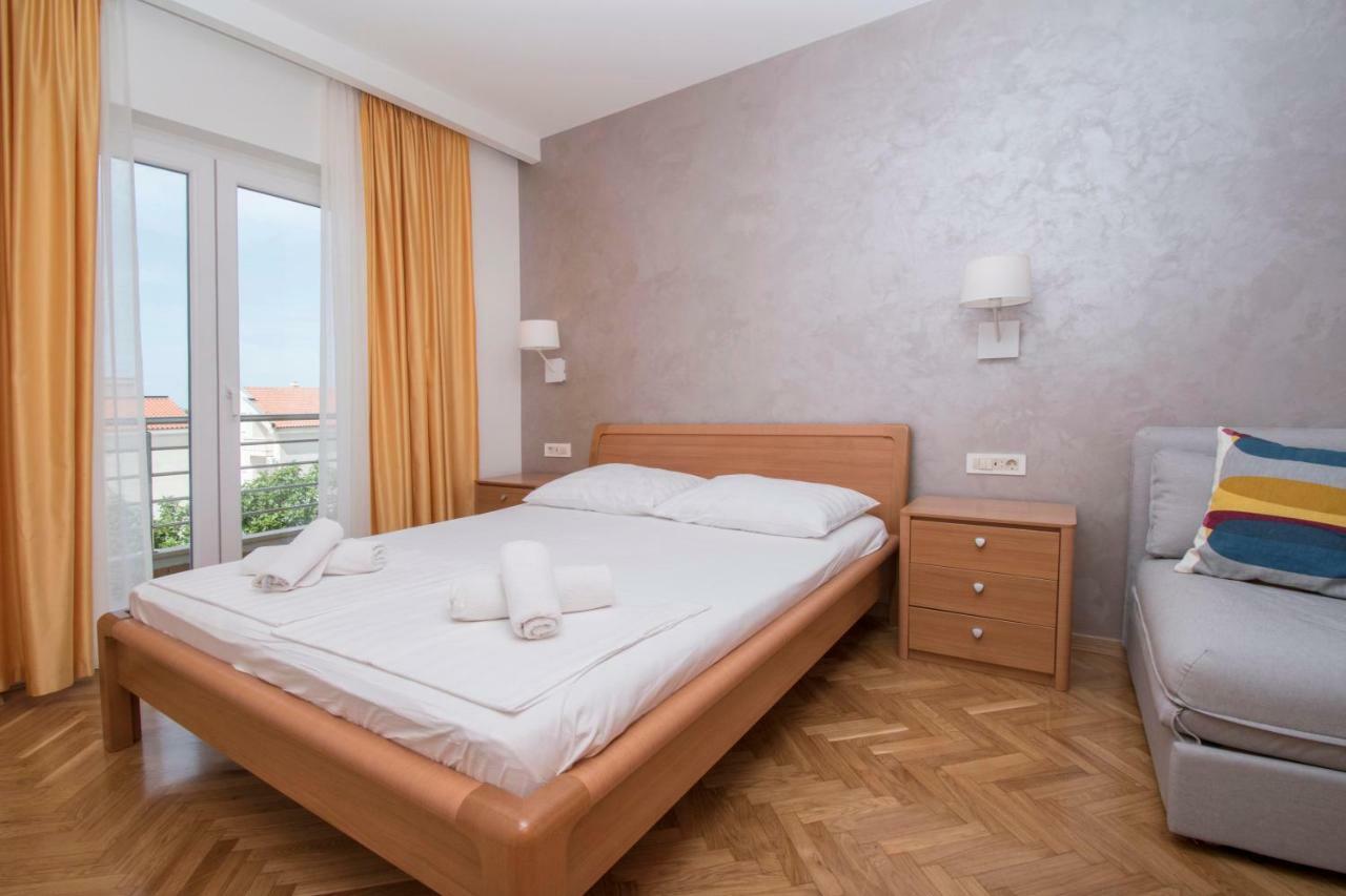 Apartments Antonio Tučepi Eksteriør billede