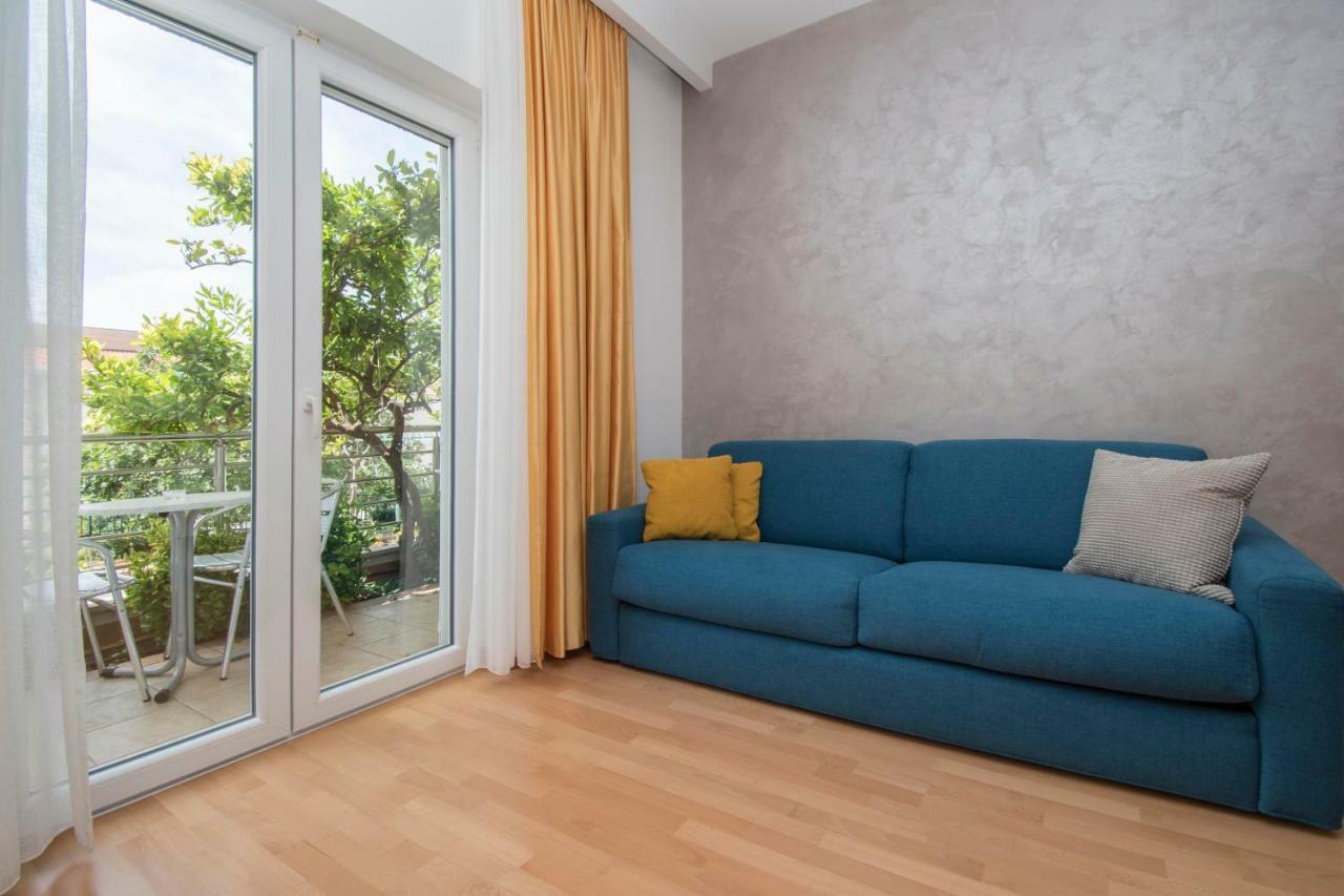 Apartments Antonio Tučepi Eksteriør billede